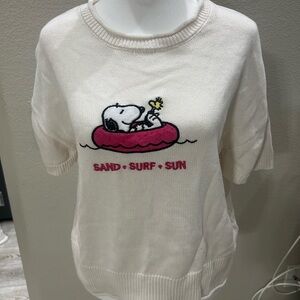 Peanuts Cream Sweater with  Snoopy Design Spring short sleeves adorable